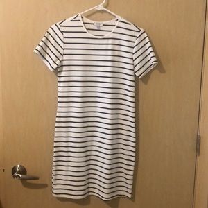 Stripped bodycon dress